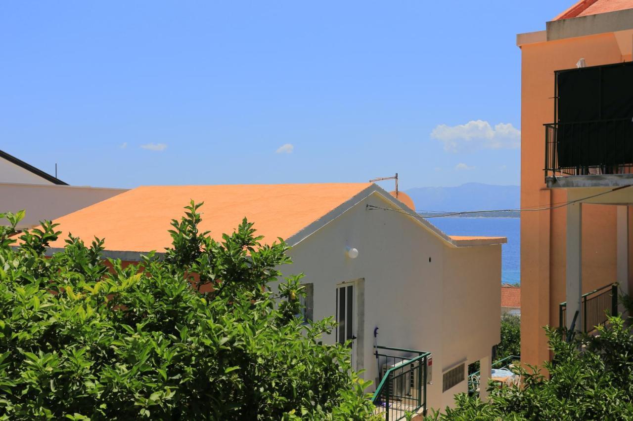 Apartments By The Sea Zivogosce - Blato, Makarska - 1057 Blato  المظهر الخارجي الصورة
