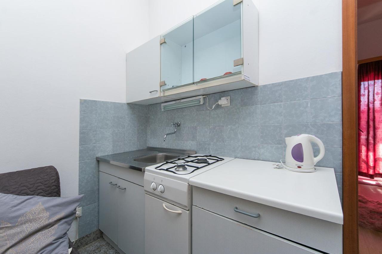 Apartments By The Sea Zivogosce - Blato, Makarska - 1057 Blato  المظهر الخارجي الصورة