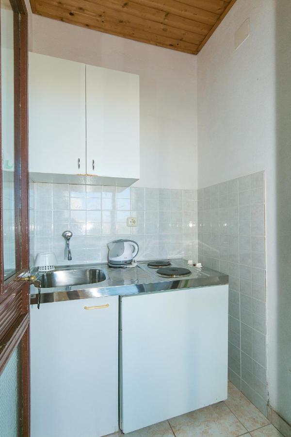 Apartments By The Sea Zivogosce - Blato, Makarska - 1057 Blato  المظهر الخارجي الصورة