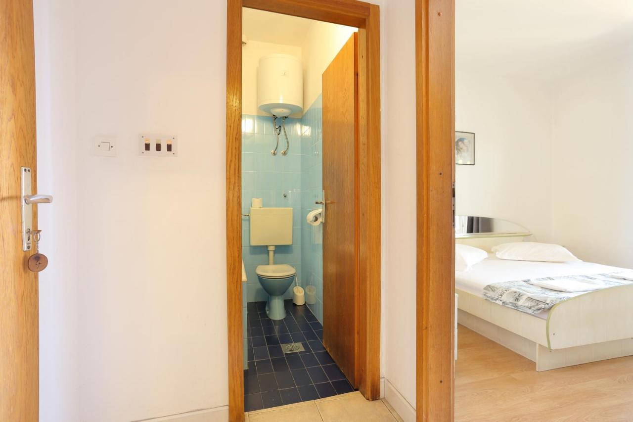 Apartments By The Sea Zivogosce - Blato, Makarska - 1057 Blato  المظهر الخارجي الصورة